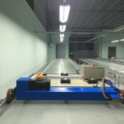 Máy sấy chạy bàn bằng