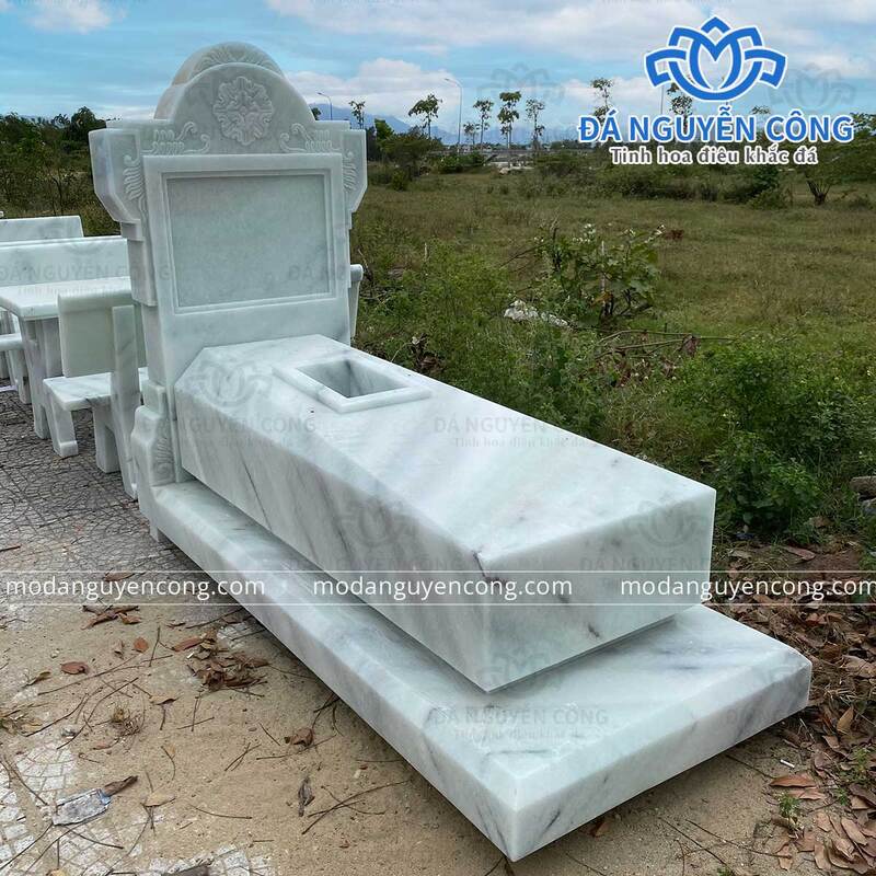 Mộ đá nguyên khối cẩm thạch trắng xanh