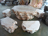 Bàn ghế đá