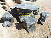 Bàn ghế đá
