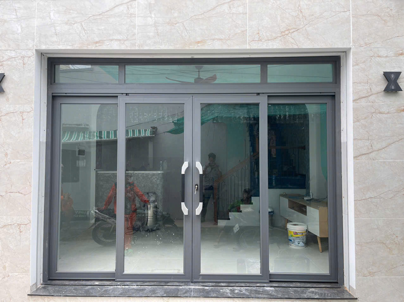 Cửa nhôm kính