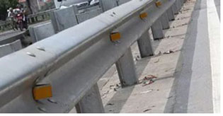 Hộ lan tôn lượn sóng