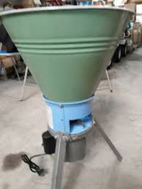 Máy băm cỏ voi cho dê bò