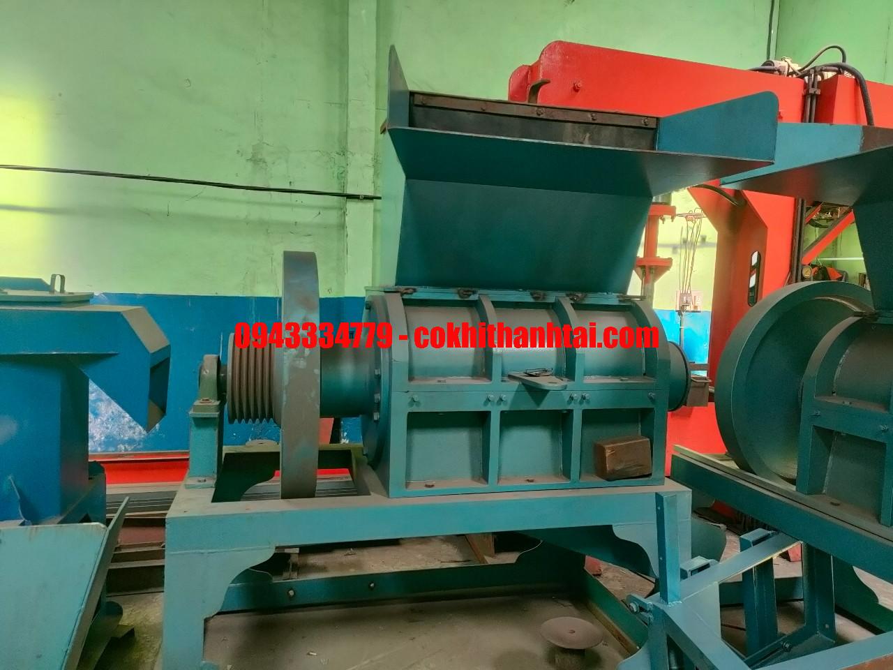 Máy băm nhựa 8 tấc