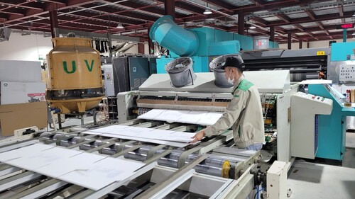 Trang thiết bị máy móc