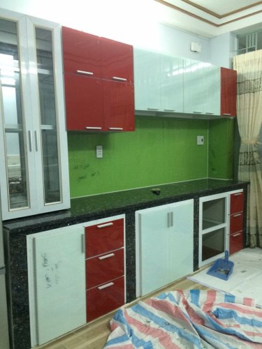 Tủ bếp nhôm kính